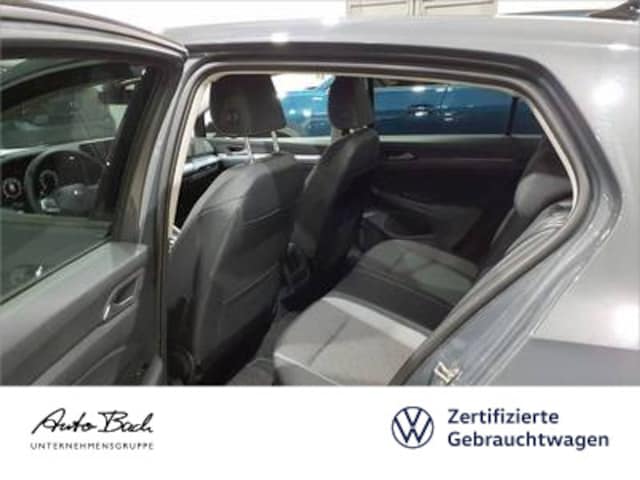 Volkswagen Golf 1.5 eTSI DSG Golf VIII