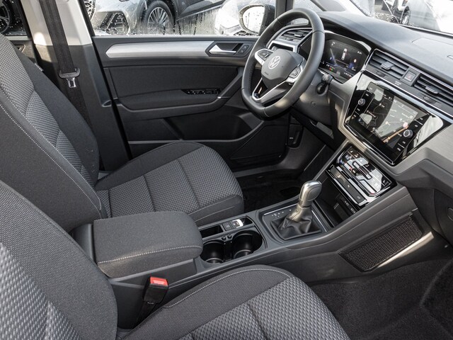 Volkswagen Touran 1.5 TSI DSG