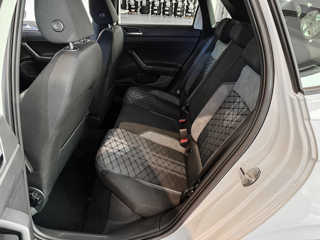 Volkswagen Polo 1.0 TSI DSG R-Line