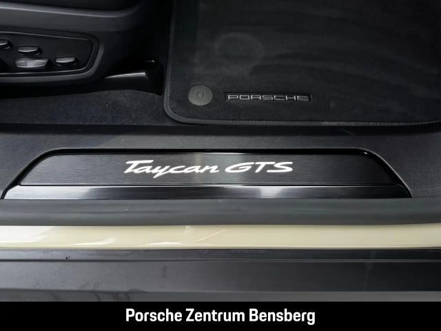 Porsche Taycan GTS