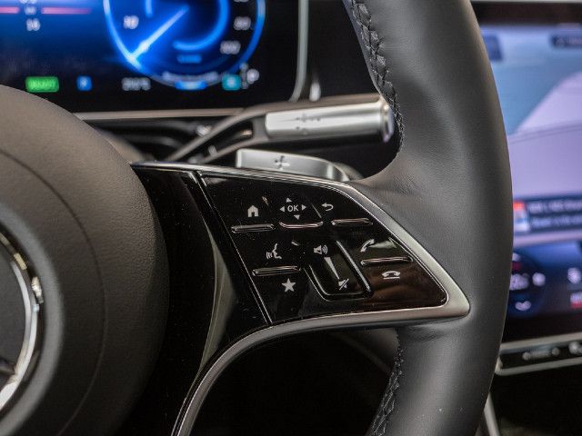 Mercedes-Benz EQS 450 Sedan