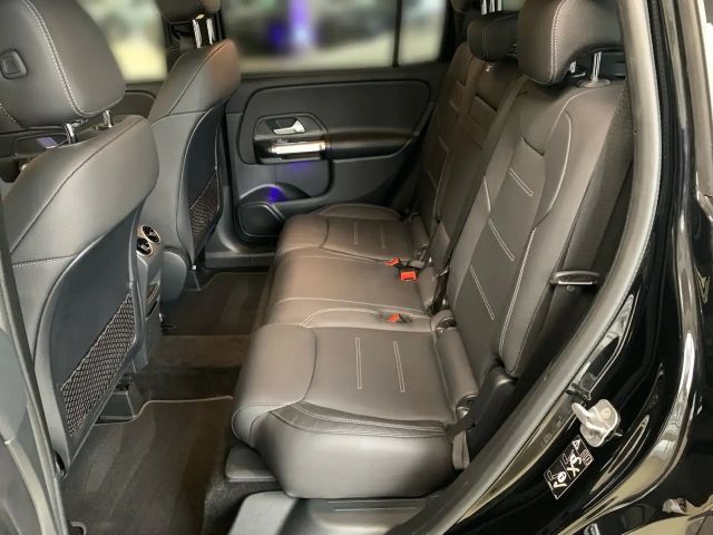 Mercedes-Benz GLB 220 4MATIC AMG Line