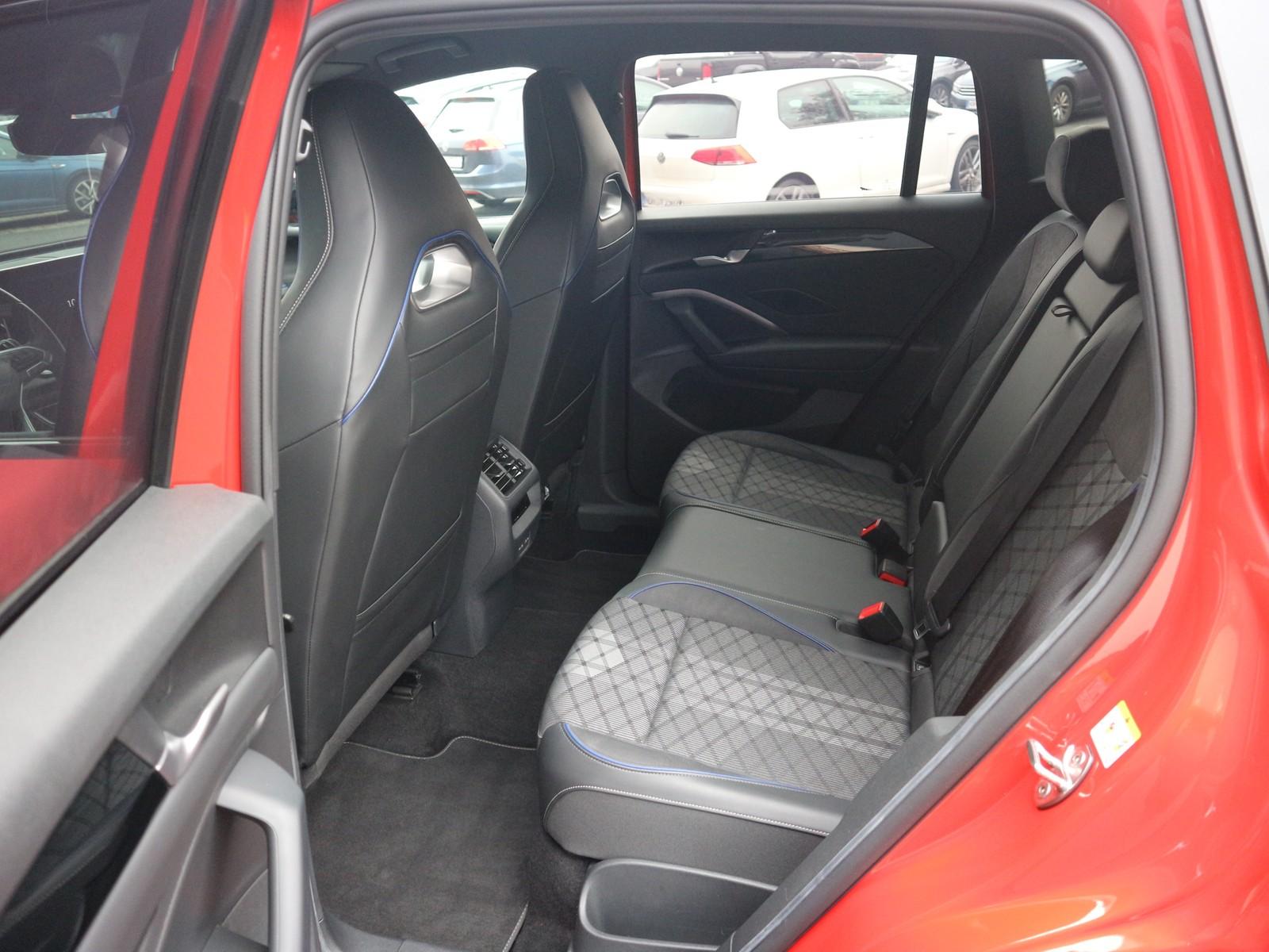 Volkswagen Tiguan R-Line eHybrid