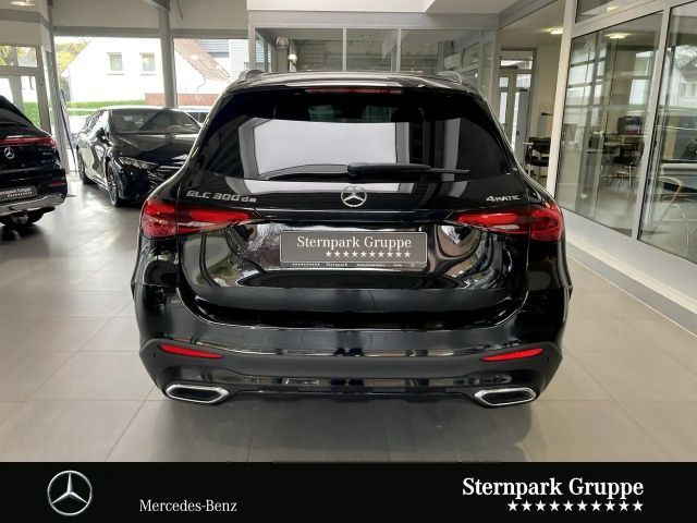 Mercedes-Benz GLC 300 4MATIC AMG Line