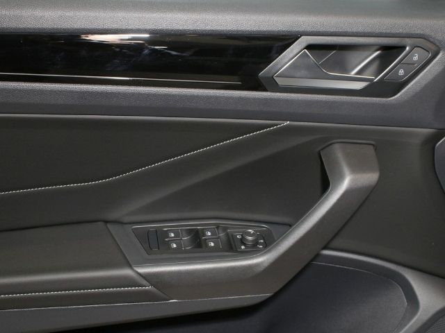 Volkswagen T-Roc 1.5 TSI Cabriolet DSG R-Line