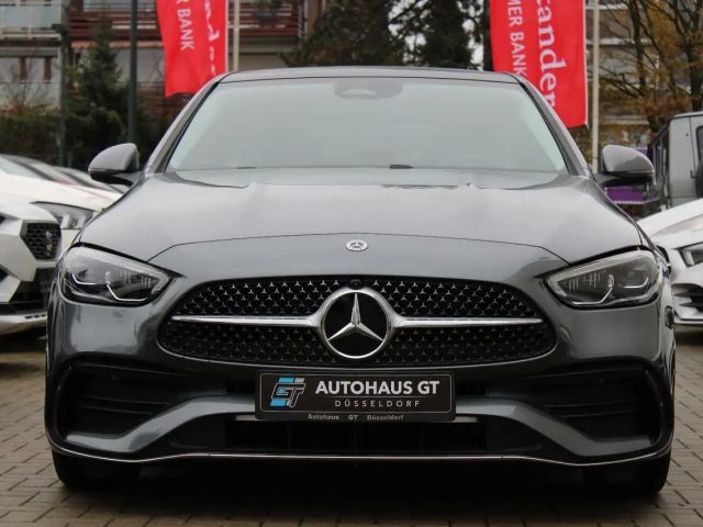 Mercedes-Benz C 200 AMG Line Sedan