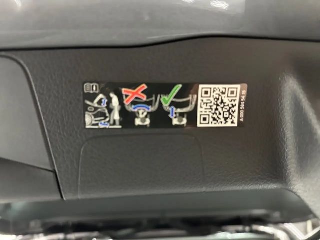 Mercedes-Benz B 200 Progressive Sedan