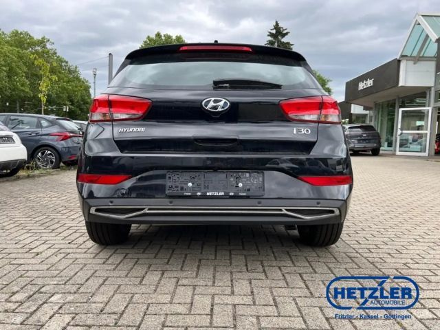 Hyundai i30 Hybrid T-GDi Trend