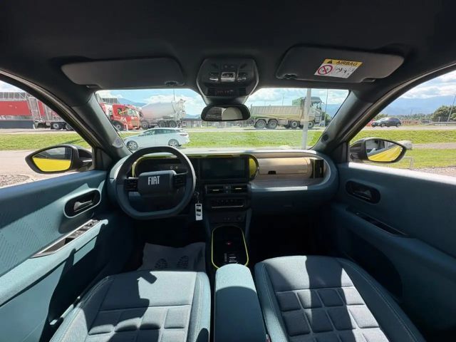 Fiat Grande Panda E La Prima