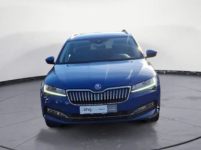 Skoda Superb 2.0 TDI Combi Style Style