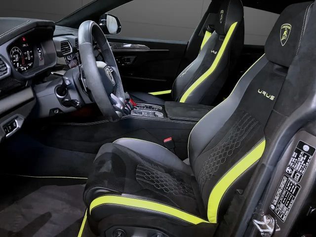 Lamborghini Urus Perfomante