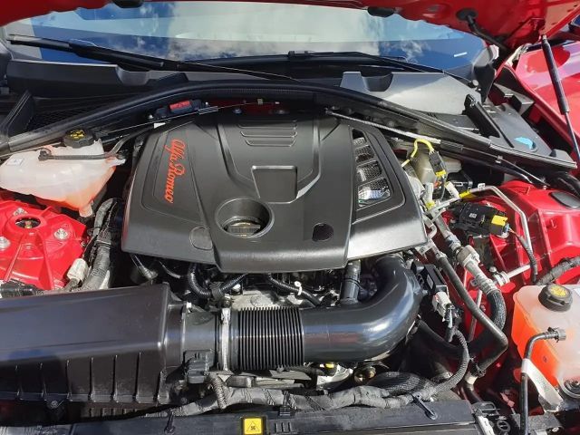 Alfa Romeo Giulia Q4 Veloce