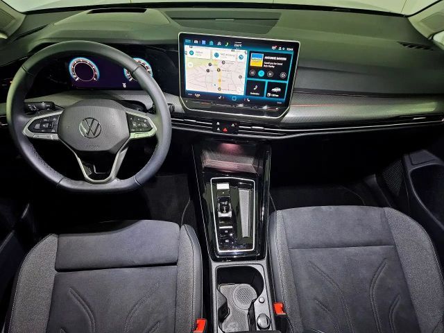 Volkswagen Golf 1.5 eTSI DSG Style