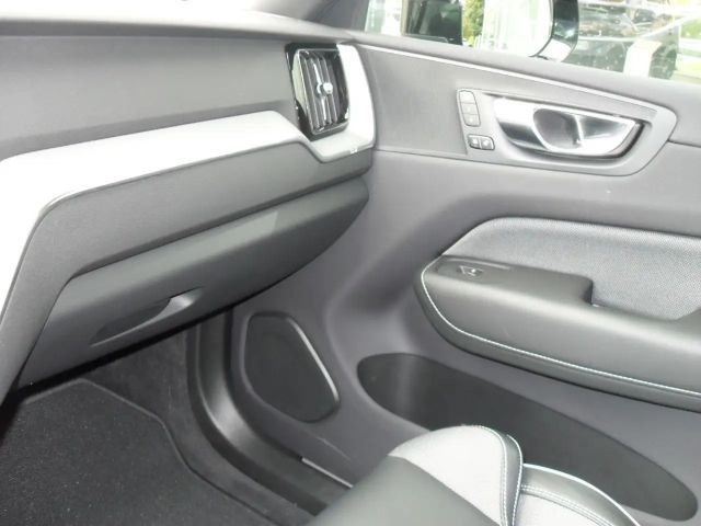 Volvo XC60 AWD Dark Plus T6