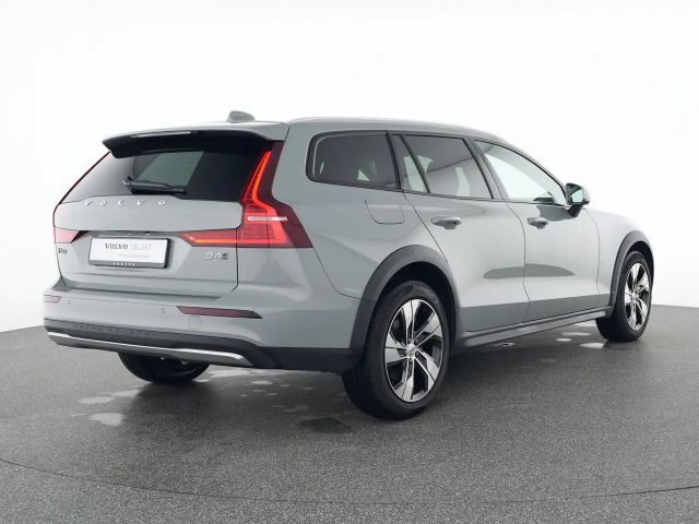 Volvo V60 AWD Plus