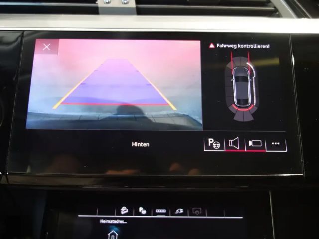 Audi Q8 e-tron 55 Business Quattro