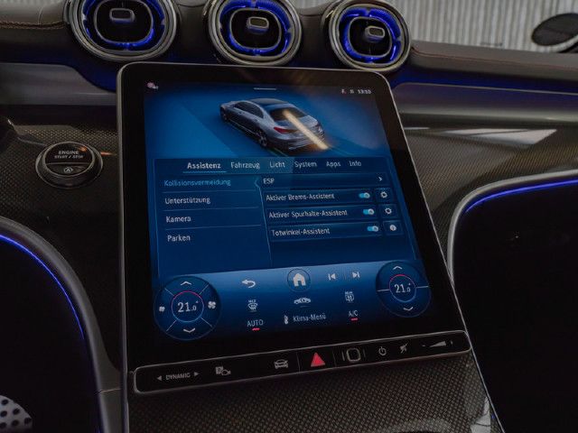 Mercedes-Benz C 200 AMG Line Sedan