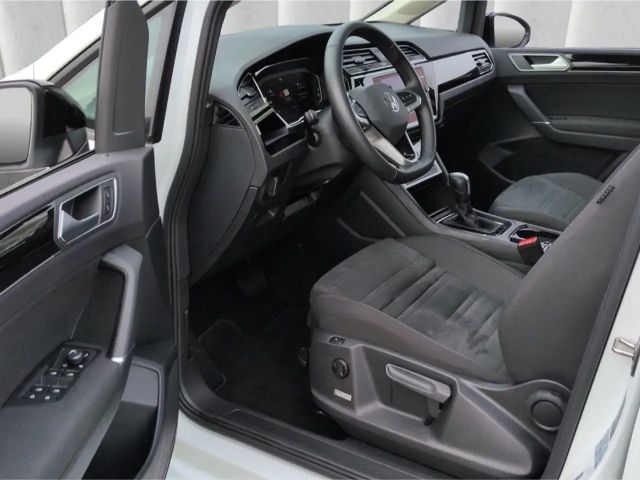 Volkswagen Touran DSG Highline