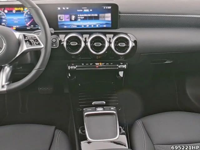 Mercedes-Benz A 180 Progressive