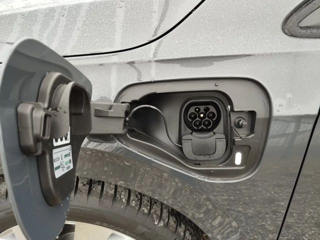 Volkswagen Golf DSG eHybrid