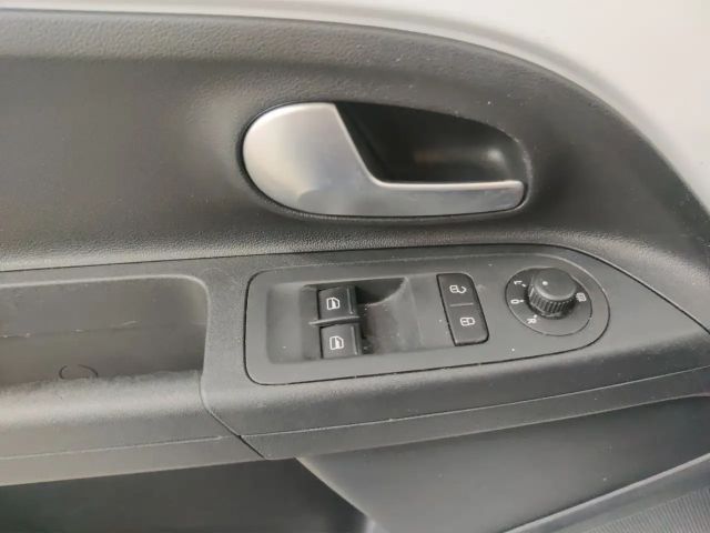 Volkswagen up! 1.0 Navi/Sitzhz/Climatronic/RFKam/PDC/4Türen