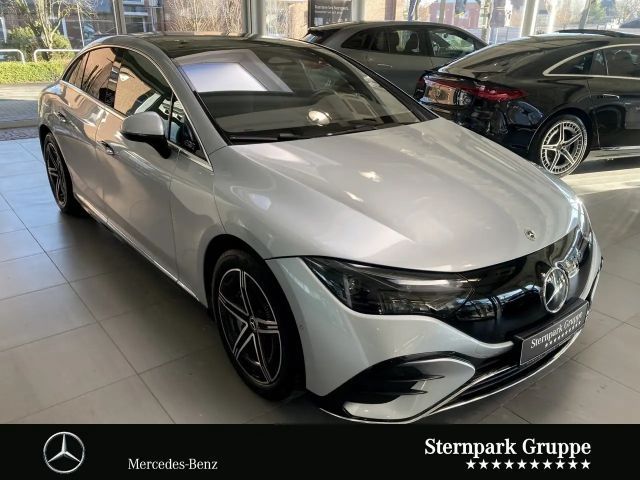 Mercedes-Benz EQE 300 AMG Line Sedan