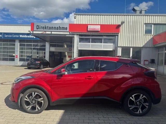 Toyota C-HR Hybride Team D