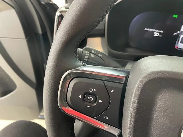 Volvo XC40 Dark Ultra