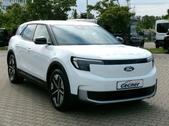 Ford Explorer Extended range RWD