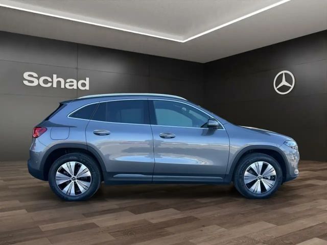 Mercedes-Benz EQA 300 4MATIC Progressive