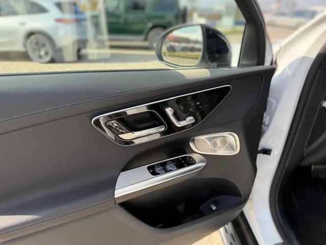 Mercedes-Benz GLC 300 4MATIC AMG Line