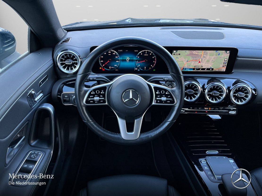 Mercedes-Benz CLA 180 Shooting Brake