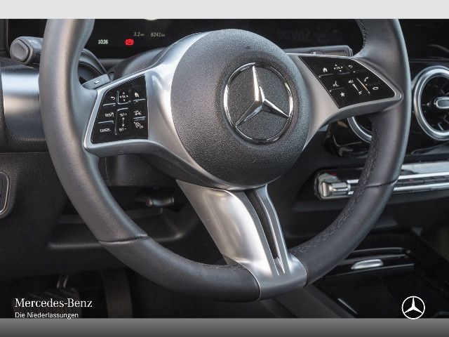 Mercedes-Benz GLB 180 