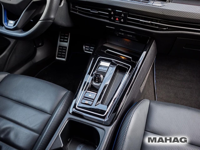 Volkswagen Golf 2.0 TSI DSG Golf VIII IQ.Drive