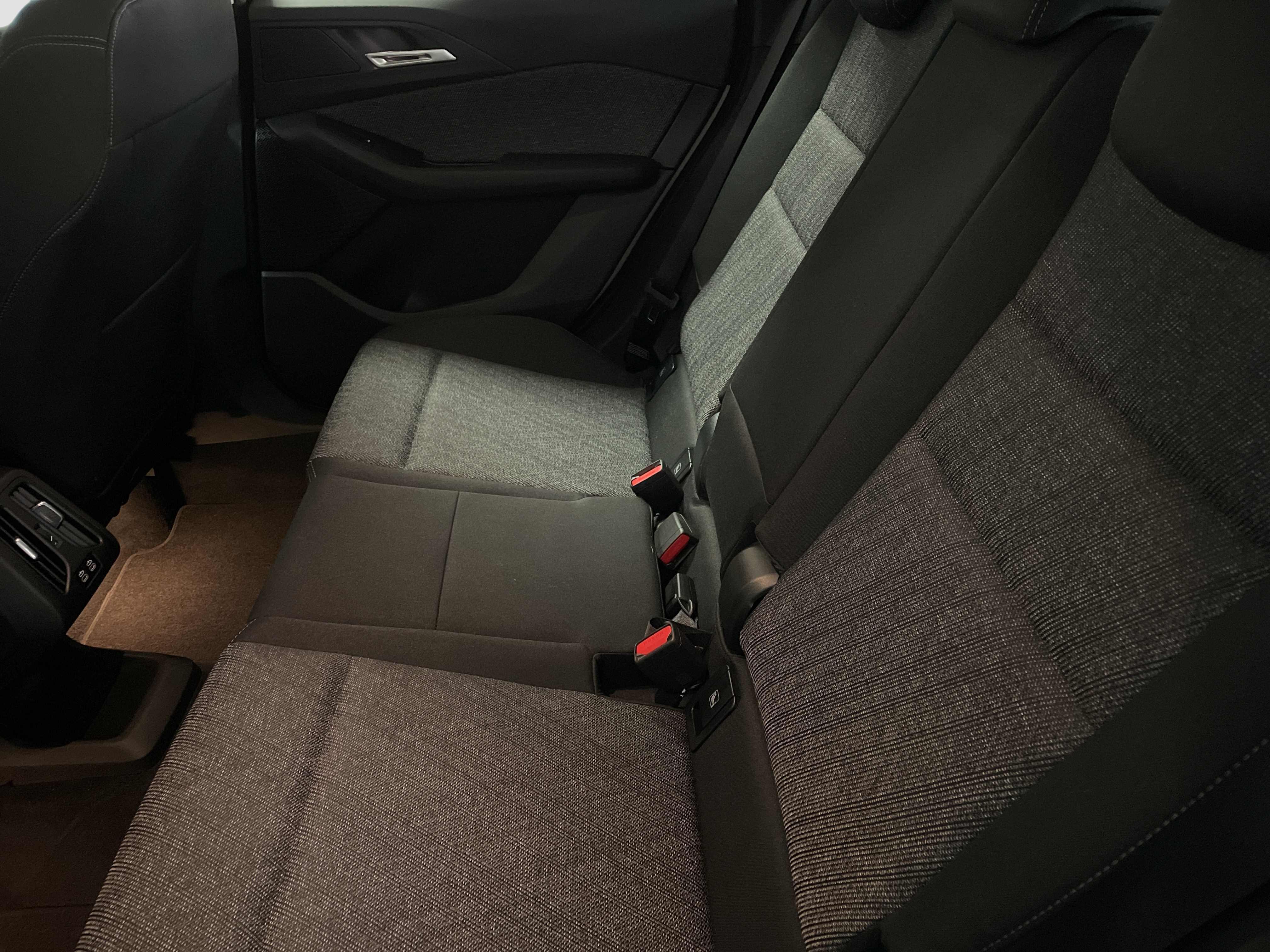 BMW 220 220i Active Tourer