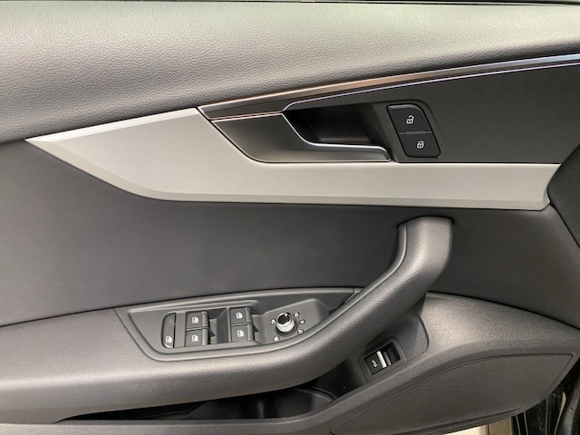 Audi A4 40 TFSI Avant S-Line S-Tronic