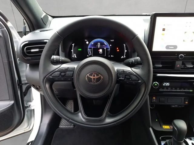 Toyota Yaris Cross Teamplayer,Safety-Paket,Winter-Paket