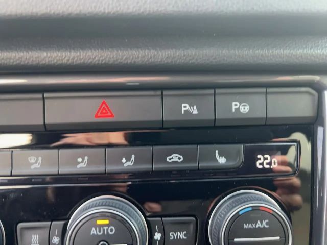 Volkswagen T-Roc 1.5 TSI DSG Sport