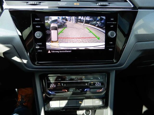 Volkswagen Touran 2.0 TDI DSG Highline R-Line