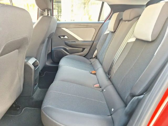 Opel Astra 1.2 Turbo Enjoy Turbo