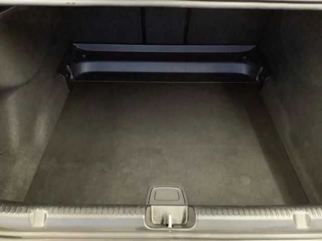 Mercedes-Benz EQE 350 4MATIC AMG Line Sedan