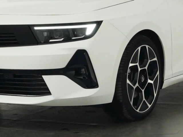 Opel Astra Sports Tourer Ultimate