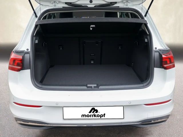 Volkswagen Golf 1.5 eTSI DSG