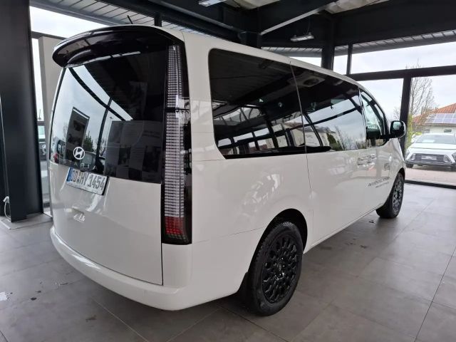 Hyundai Staria Trend