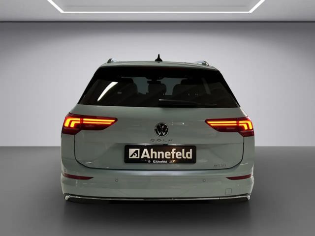 Volkswagen Golf Style Variant