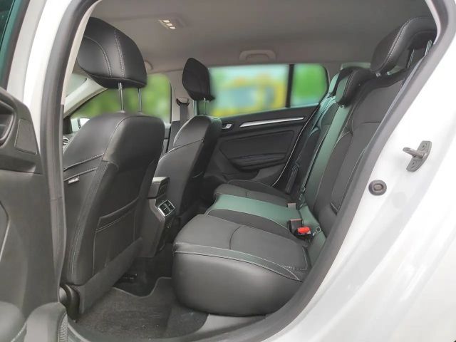 Renault Megane Combi TCe 140 Techno