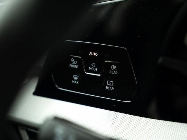 Volkswagen Golf DSG Style