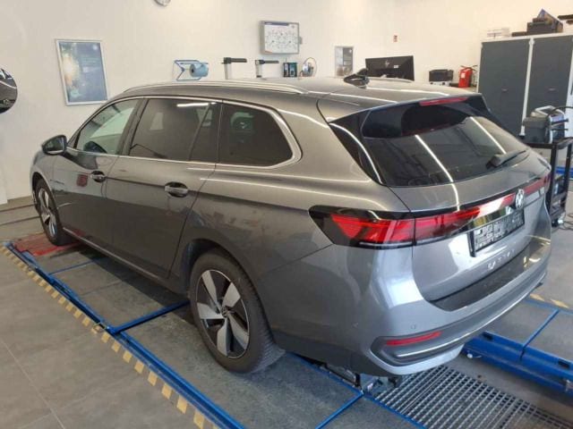 Volkswagen Passat 2.0 TDI Business DSG Variant