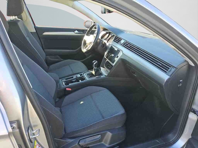Volkswagen Passat 1.5 TSI Business Variant