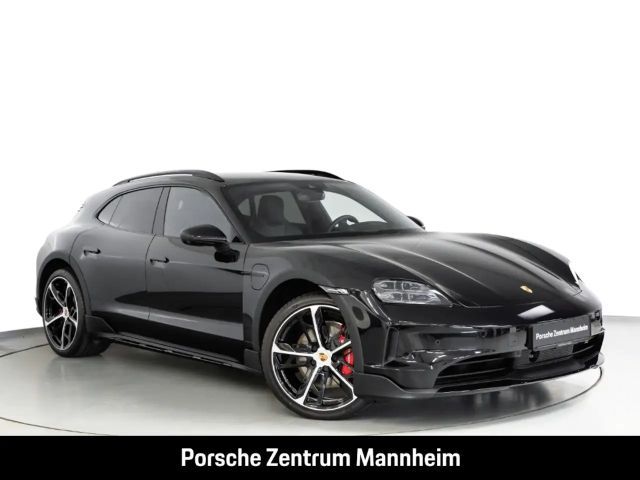 Porsche Taycan 4S Cross Turismo